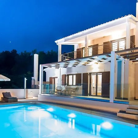 Tony's With Private Pool In Komilio Lefkada * Komilion